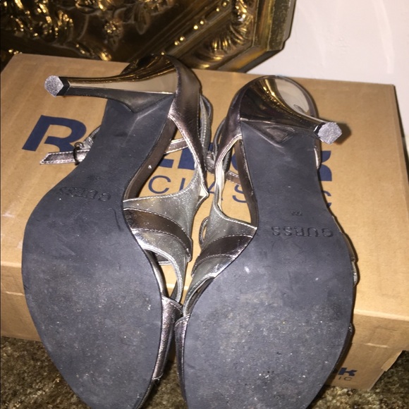Guess Heels - Picture 4 of 4